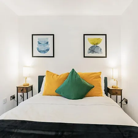Athera - Hoxton Square 2 Bed, 2 Bath Entire Private *