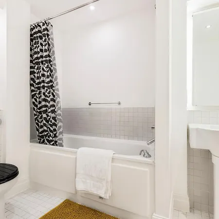 Athera - Hoxton Square 2 Bed, 2 Bath Entire Private London