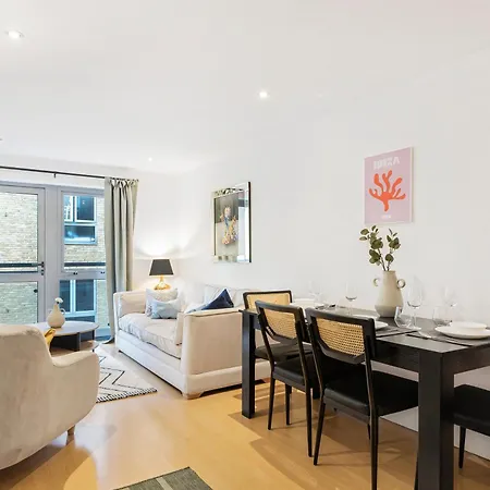 Athera - Hoxton Square 2 Bed, 2 Bath Entire Private * London