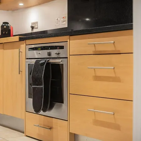Athera - Hoxton Square 2 Bed, 2 Bath Entire Private