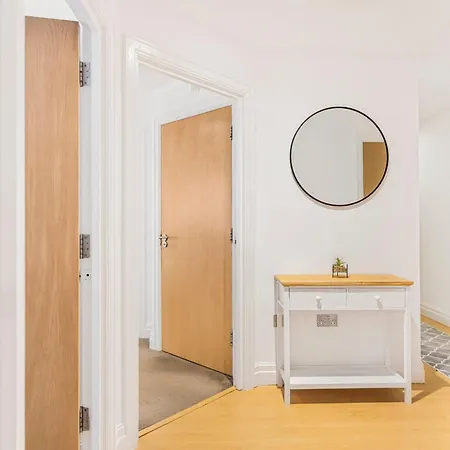 Athera - Hoxton Square 2 Bed, 2 Bath Entire Private Apartment London