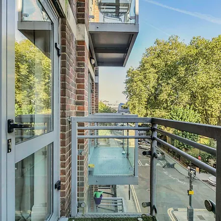 Athera - Hoxton Square 2 Bed, 2 Bath Entire Private *
