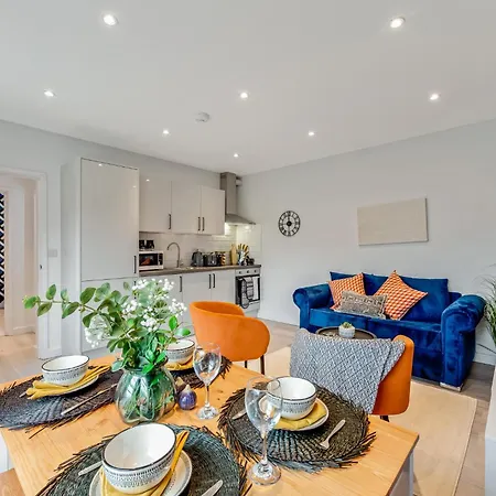 Lavish - 5 Minutes From Tottenham Stadium Spurs London