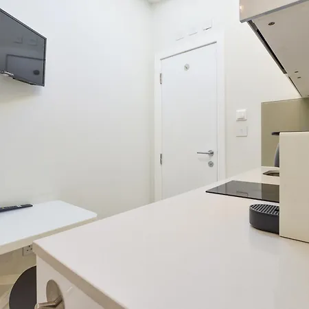 Apartment St House Serviced By Concept *
