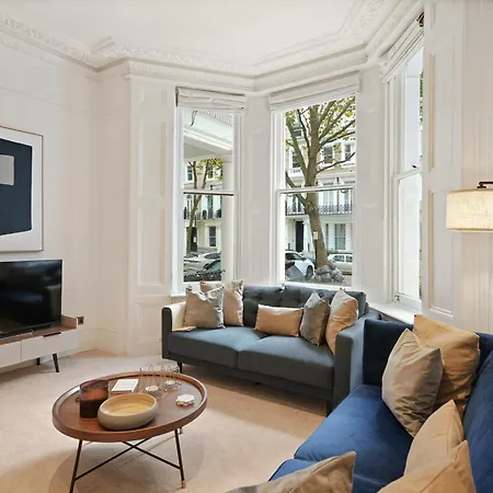 The Luxe Sanctuary - La Reserve Knightsbridge