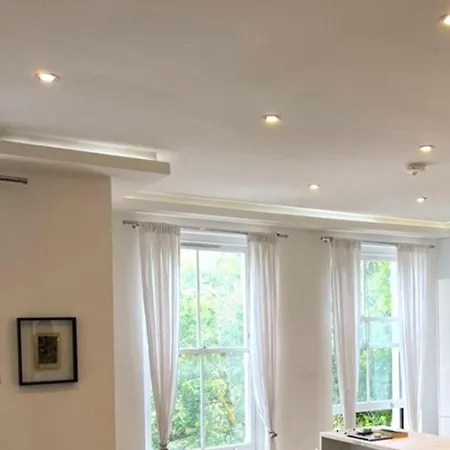 Apartment Lovely Bright By Kensington London