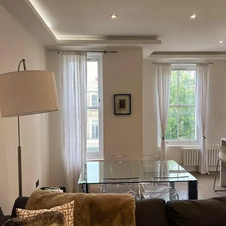 Lovely Bright By Kensington * London