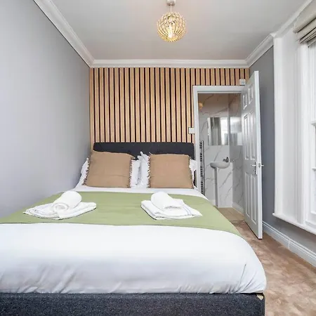 2 Bedroom Flat In Notting Hill