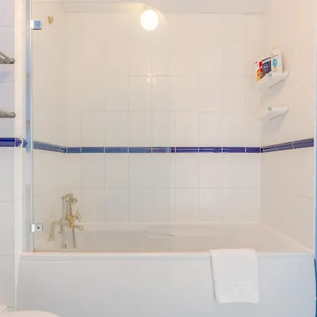 Apartment Cosy 1bd Flat Views And Easy Transport Links