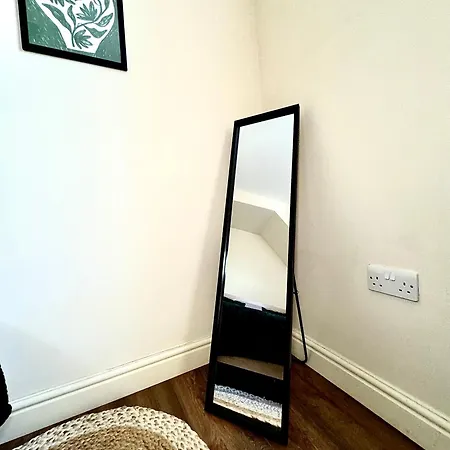 Apartment Enyo House London *