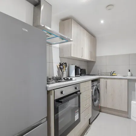 Chic Urban Retreat, Tower Bridge Apartment London