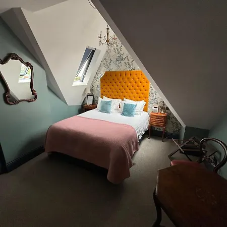 The Red Lion 3* Londen