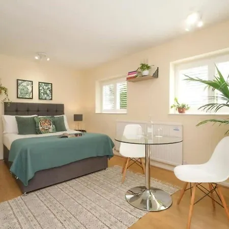 Wilson House - Camden Hostel