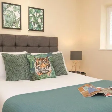 Wilson House - Camden Hostel London