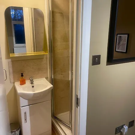 Hansville Park Apartment London