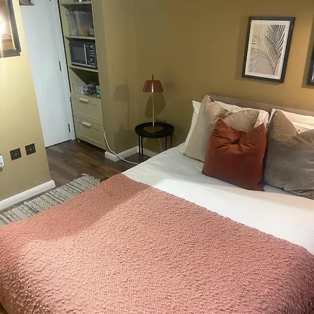 Hansville Park Apartment London