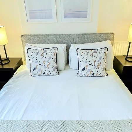 Apartment Stylish 2-bedroom Near Abbey Road, Maida Vale *