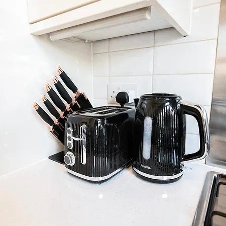 Charming 2-bedroom Flat In Shepherd's Bush, Near Hammersmith