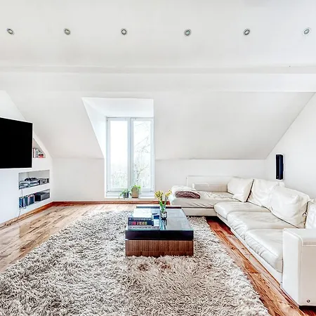 The King Of Spades Apartment London