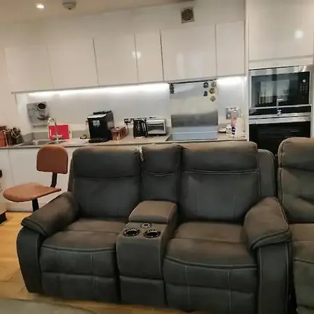 Canary Wharf Homestay London