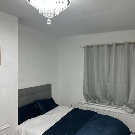 Kosy Roomz Homestay