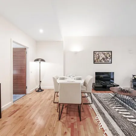 Chic 2 Bed Near Camden Market Free Wifi By Aparts