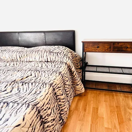 Homestay Unique Beautiful Peaceful Conservation Area - 20m To Town London