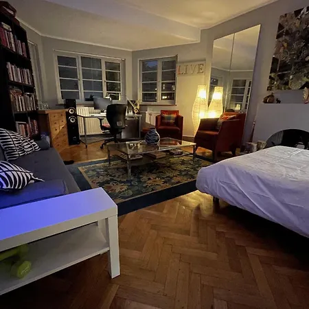 Large Double Bedroom 10 Minutes To * Londres