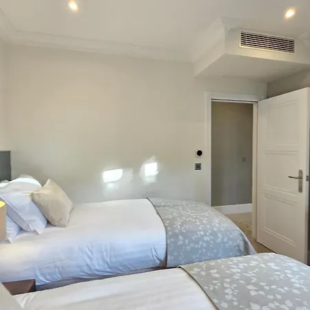 Fountain House 5*