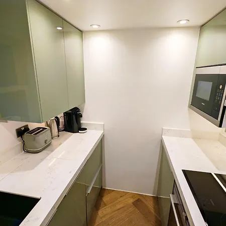 Modern 1 Bedroom In Kensington * London