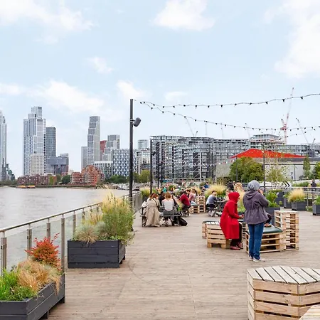 Battersea Power Station Flat With River Views