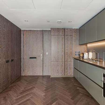 Battersea Power Station Flat With River Views Apartman London