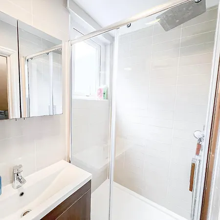 Tranquil 3bdr Haven In Stockwell Near The Oval London