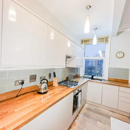 Tranquil 3bdr Haven In Stockwell Near The Oval Apartment