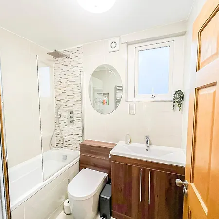 Apartment Tranquil 3bdr Haven In Stockwell Near The Oval *