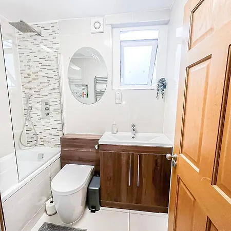 Apartment Tranquil 3bdr Haven In Stockwell Near The Oval London