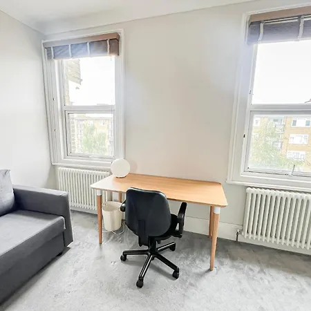 Tranquil 3bdr Haven In Stockwell Near The Oval Apartment London