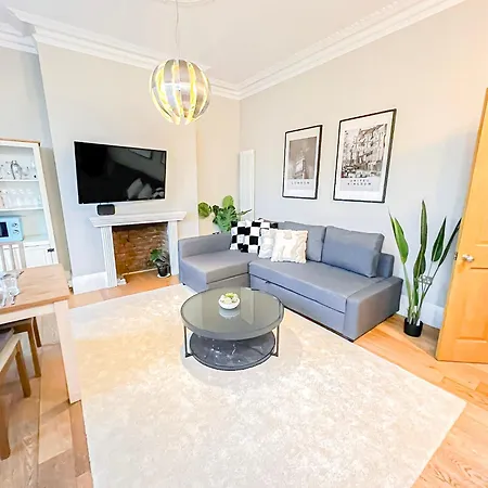 Tranquil 3bdr Haven In Stockwell Near The Oval *