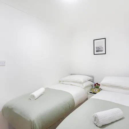 Gasthof Studio9 - Next To Emirates Stadium - Budget With Shared Bathroom