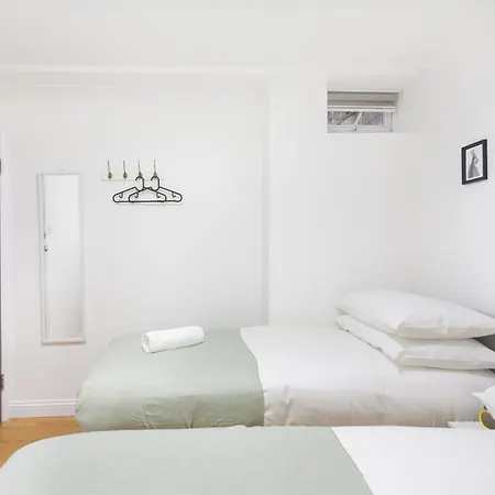 Studio9 - Next To Emirates Stadium - Budget With Shared Bathroom Gasthof London