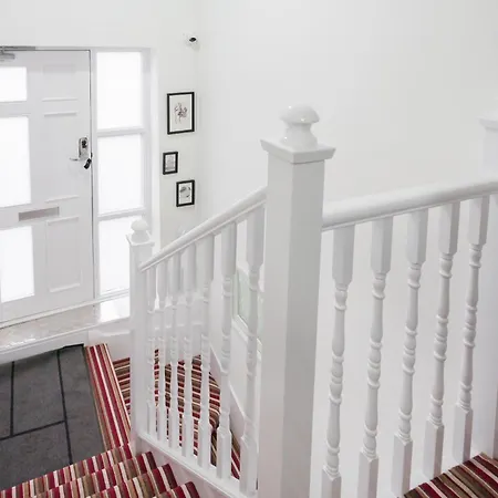 Studio9 - Next To Emirates Stadium - Budget With Shared Bathroom Gasthof *