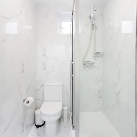 Studio9 - Next To Emirates Stadium - Budget With Shared Bathroom Gasthof