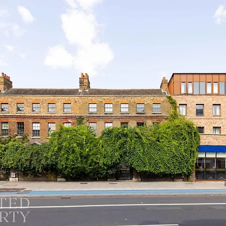 Ferienhaus Extraordinary Grade Ii-listed Early Georgian
