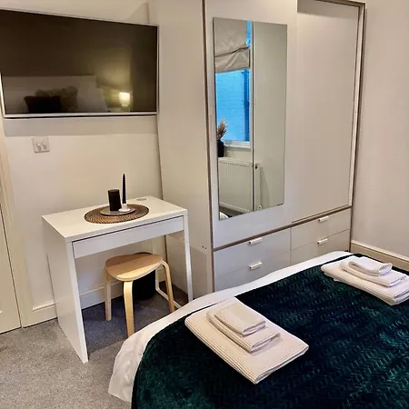 Superb Duplex In Hendon The Hyde