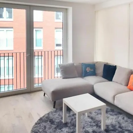 59warminster Villa London