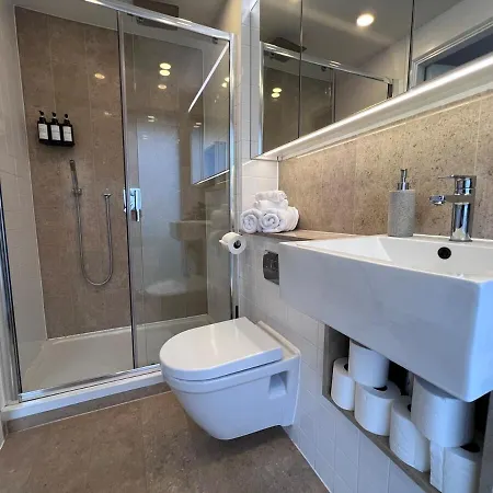 Ft5 Penthouse * London