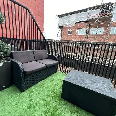 Ft5 Penthouse Homestay