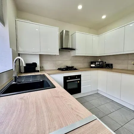 Baker Street Station 2 Bed Apartamento Londres