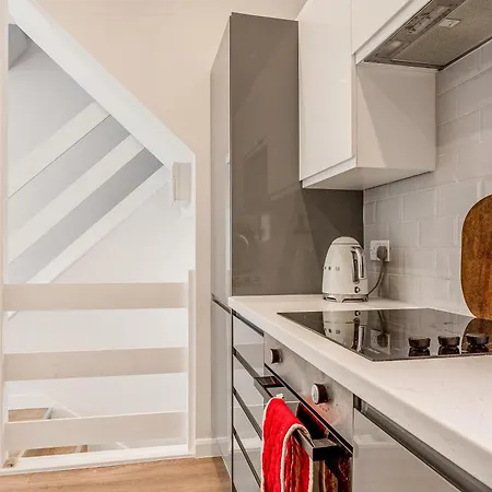 Apartmán Bright 3br Duplex Flat With A Terrace In Clapham *