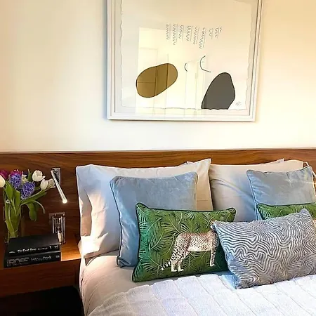 Le Cheval - Chelsea Apartment London